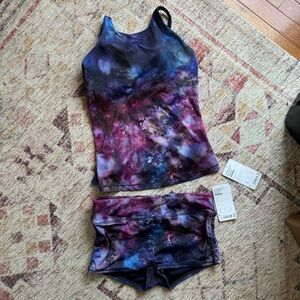 NWT Athleta size medium Supernova Keyhole tankini and shorts 2 piece